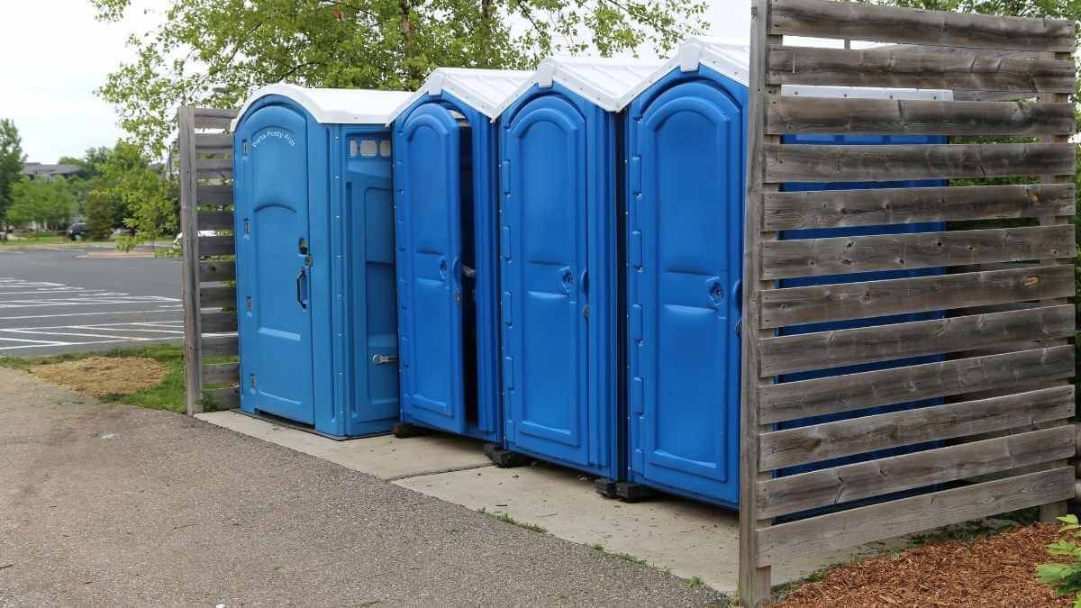 Porta Potty Rental Pros - Quality Portable Restroom Services in Tippo, MS, 38962